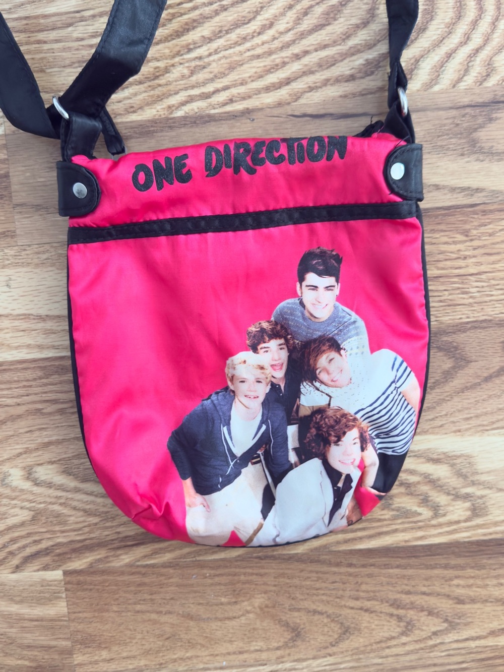 One Direction‎ pink and black crossbody bag vintage